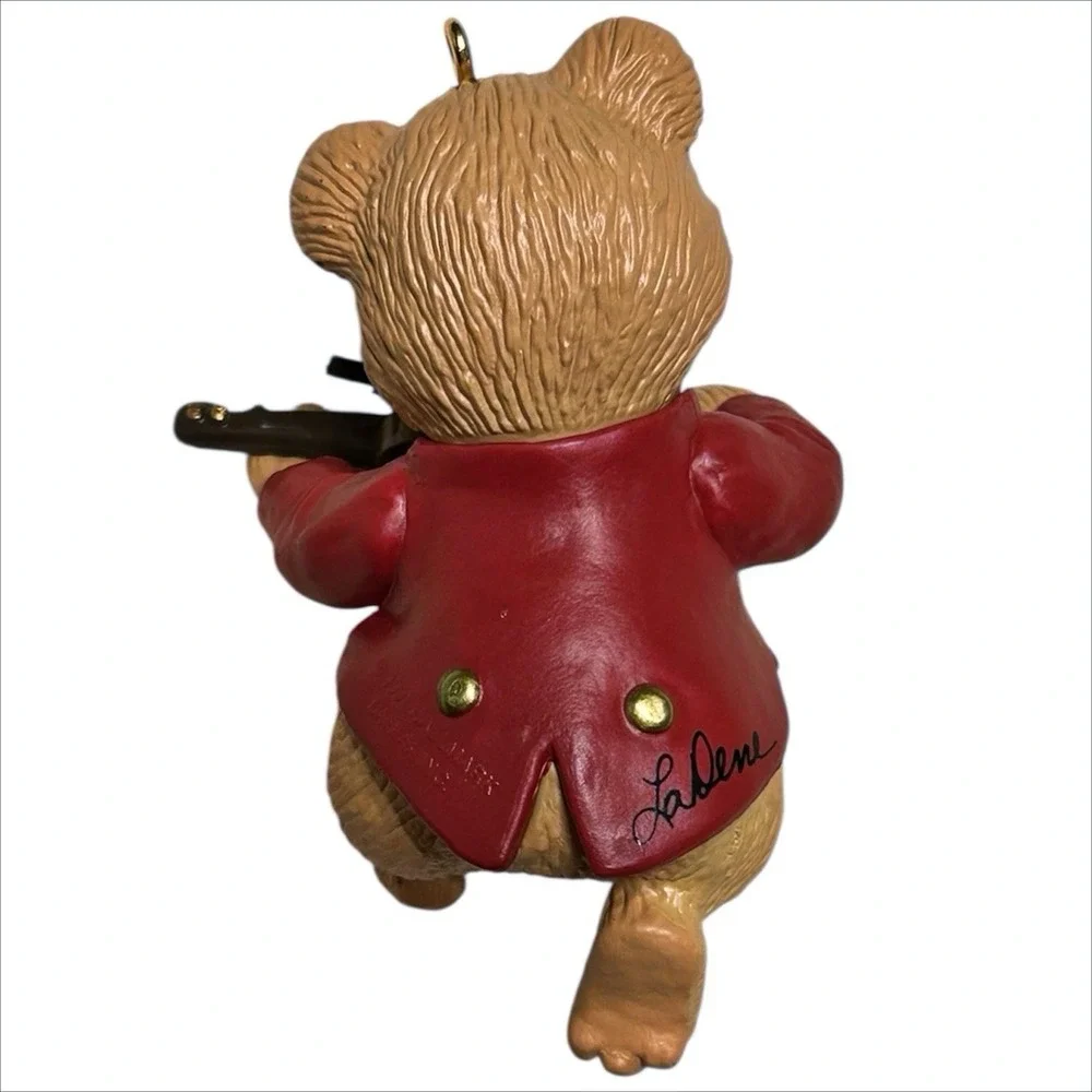 1991‎ Hallmark Keepsake Fiddlin' Around Bear Christmas Tree Ornament Box Music